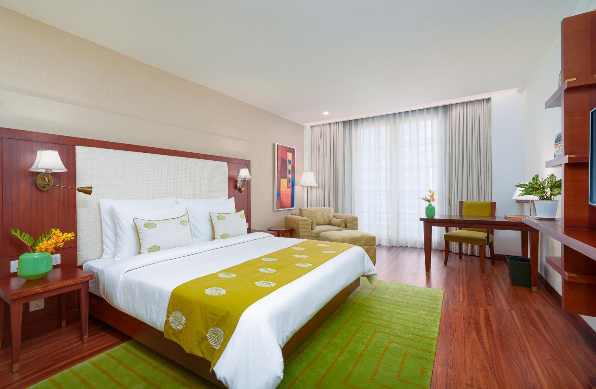 Dlf Club 5 Hotel Gurgaon Luaran gambar