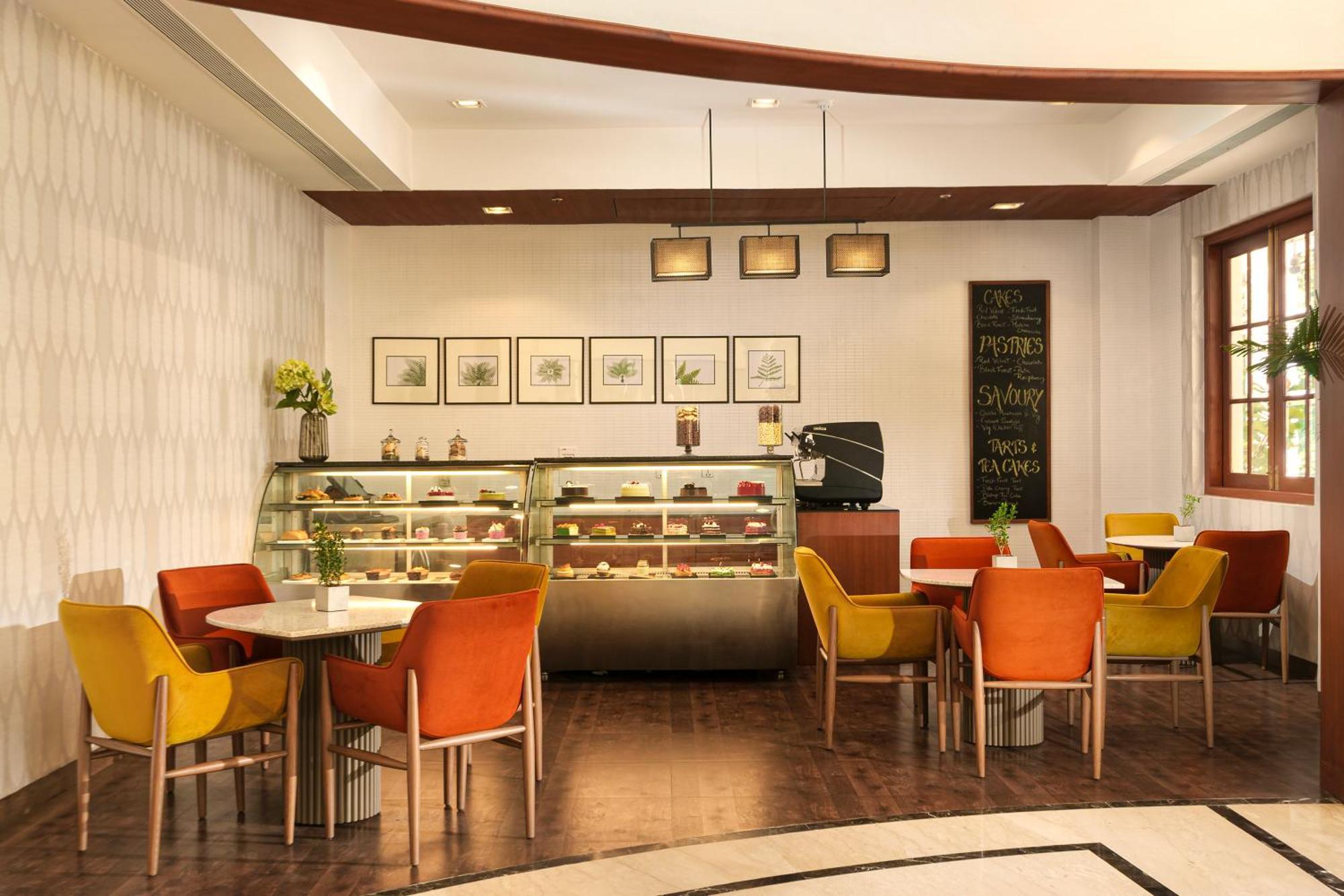 Dlf Club 5 Hotel Gurgaon Luaran gambar