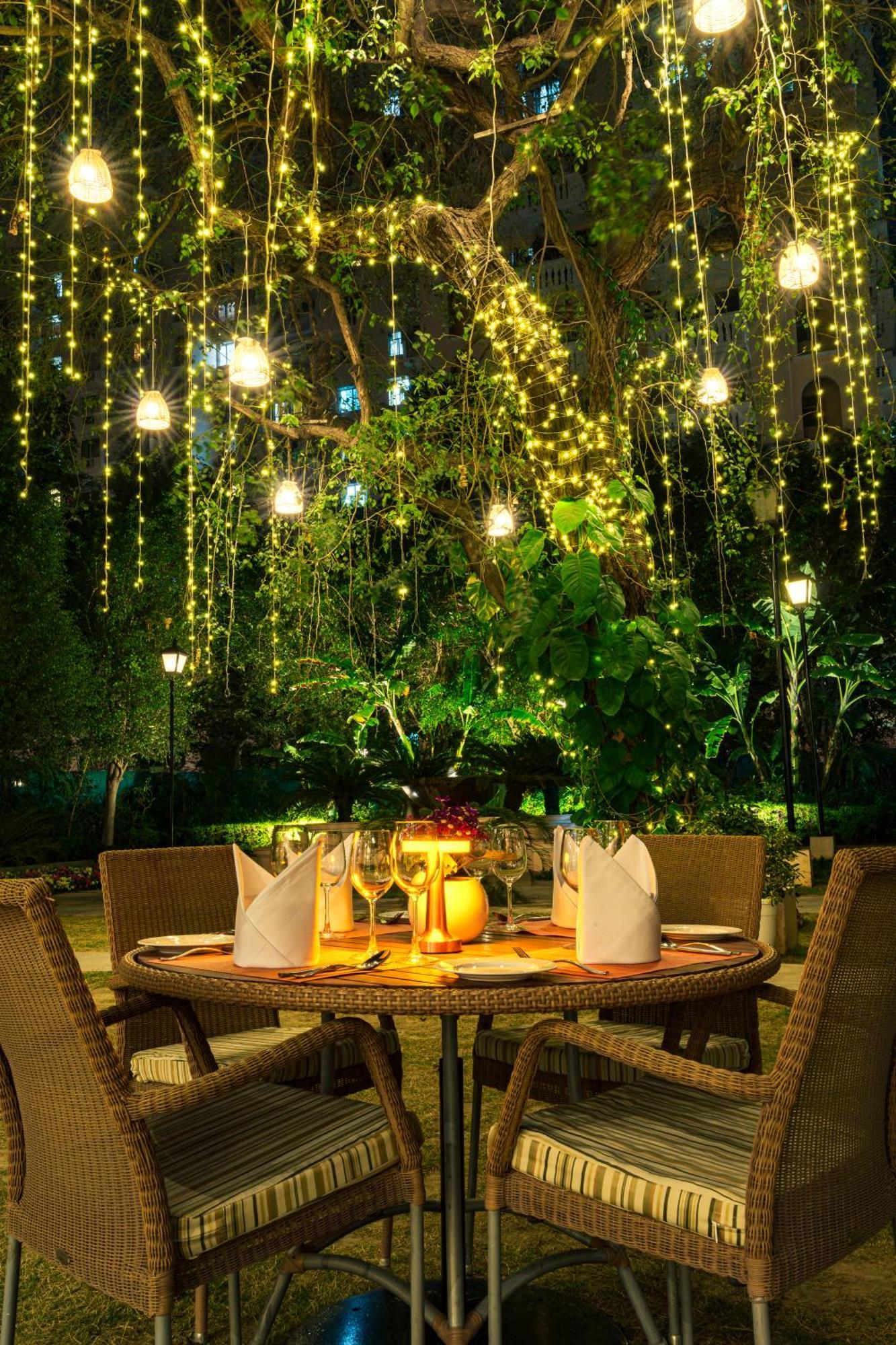 Dlf Club 5 Hotel Gurgaon Luaran gambar