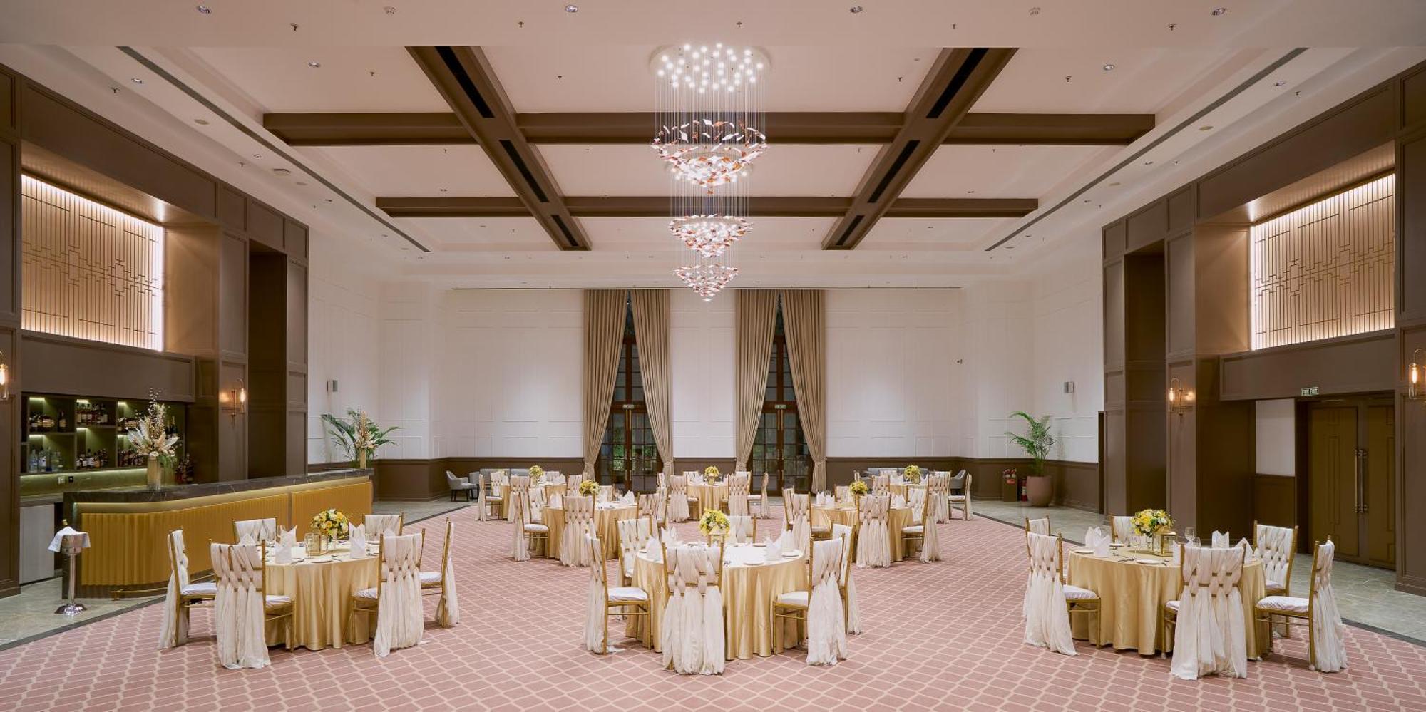 Dlf Club 5 Hotel Gurgaon Luaran gambar