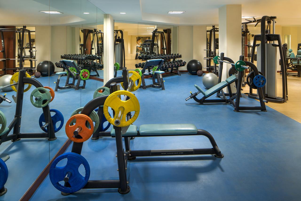 Dlf Club 5 Hotel Gurgaon Luaran gambar